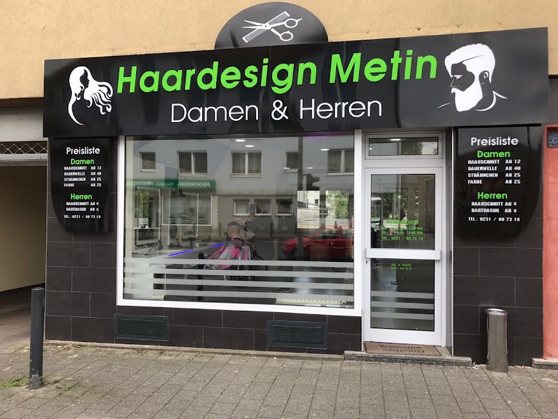 Schaufenster von Haardesign Metin in Dortmund-Eving mit Preisliste